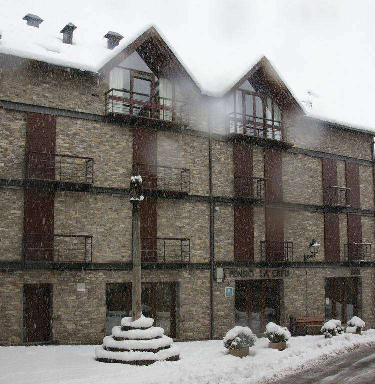 Pensio La Creu Hotel Esterri D'Aneu Exterior photo